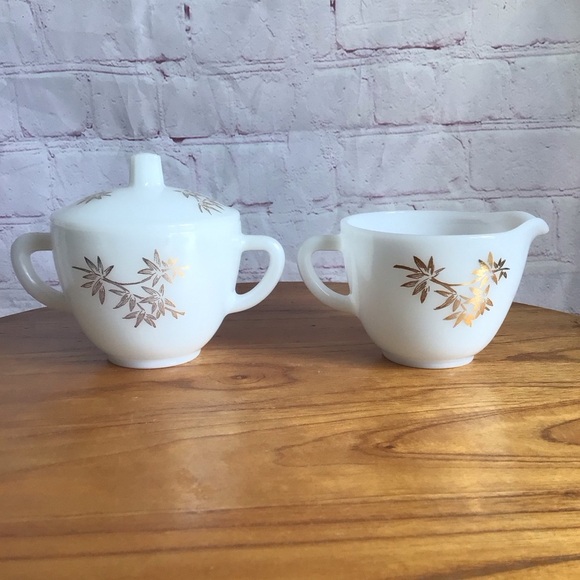 Vintage Federal Glass Golden Bamboo Covered Sugar Bowl and Creamer Set - Picture 3 of 10